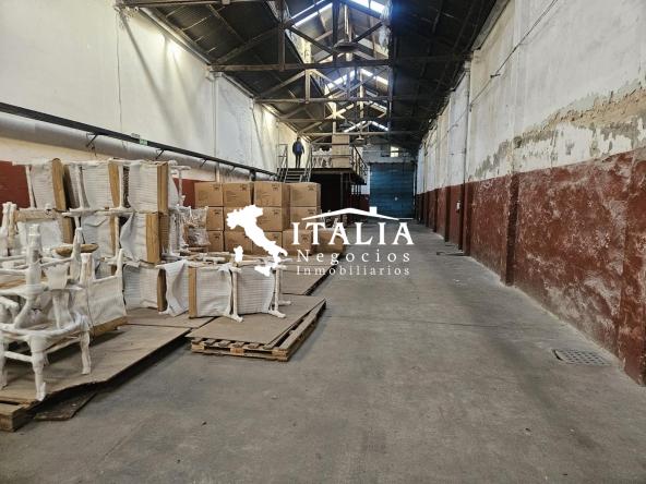 DEPOSITO / GALPON INDUSTRIAL Y COMERCIAL DE 1800 M2 EN GRAL. LUNA · Foto 5