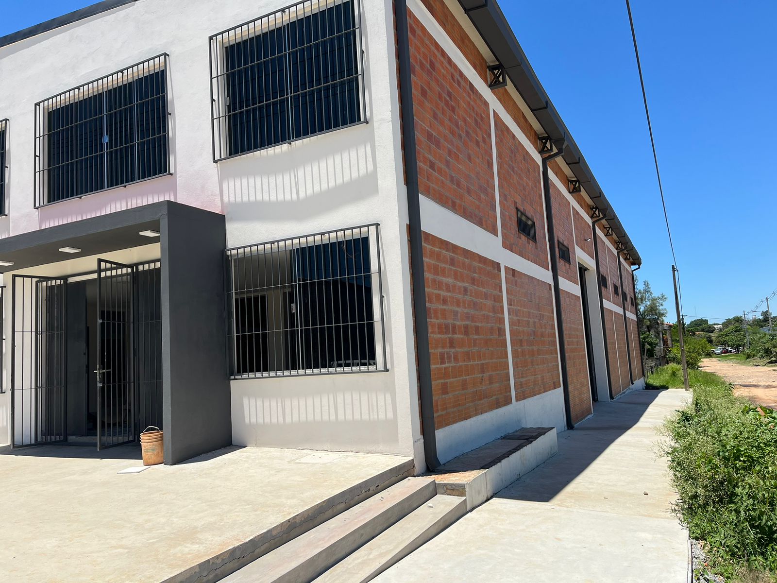 ALQUILO O VENDO DEPOSITO EN MARIANO ROQUE ALONSO. — foto 2