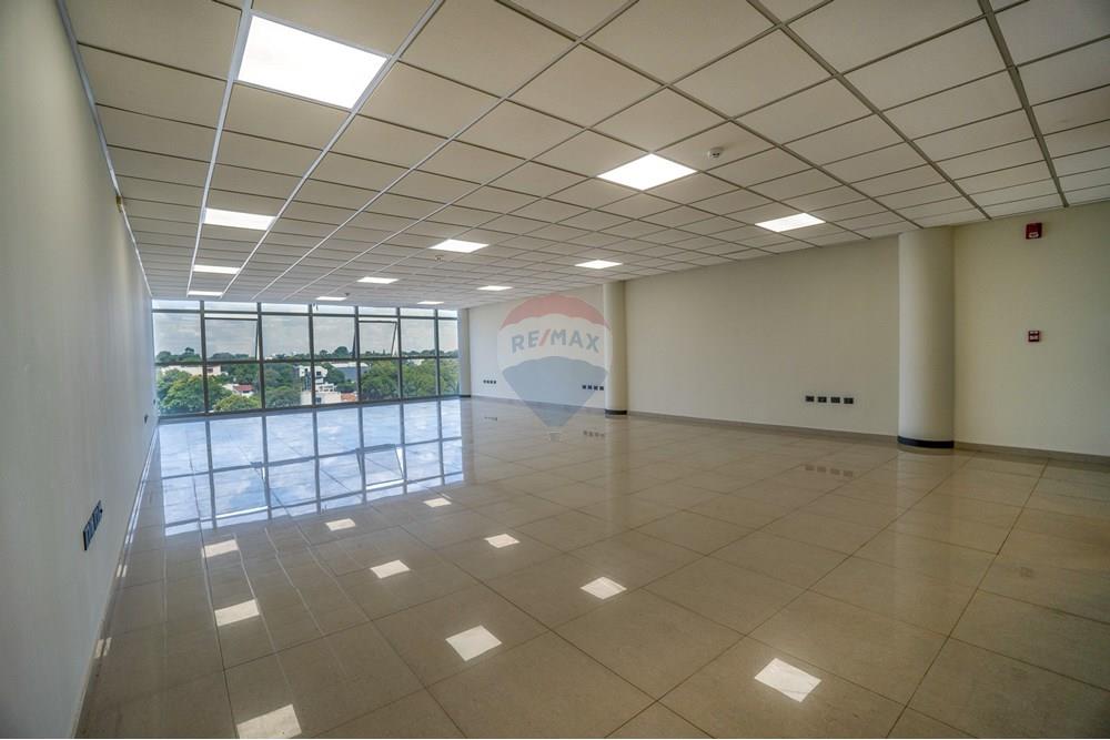 Alquilo Oficina Corporativa en Edificio Skycenter ycua sati — foto 2