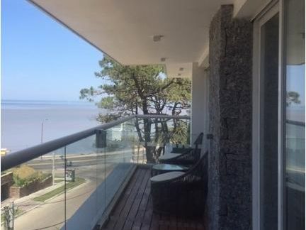 Gran Apto.con Vista Al Mar En P.gorda,3dor+3baños,serv.2garajes