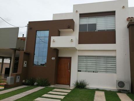 Hermosas Casas En Condominio Cerrado