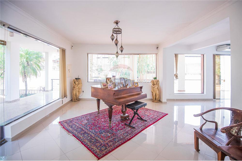 Alquilo Increíble Residencia En Zona Una — foto 3