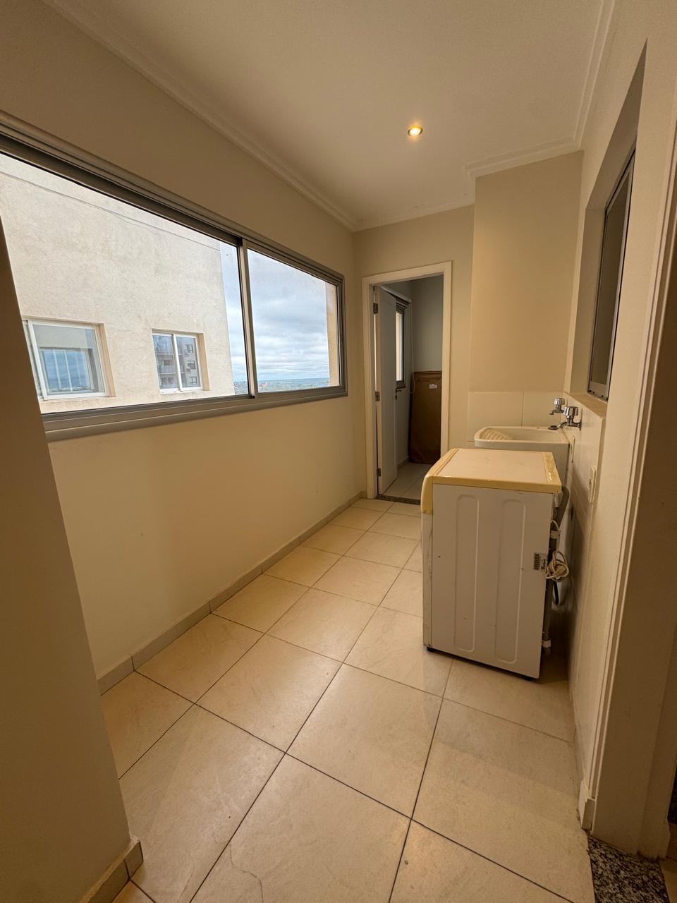 Alquilo Penthouse En Edificio Sobre Avenida Molas Lopez — foto 3