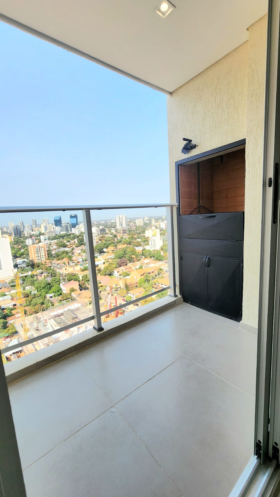 ALQUILO HERMOSO DEPARTAMENTO AMOBLADO SOBRE MOLAS LOPEZ — foto 3