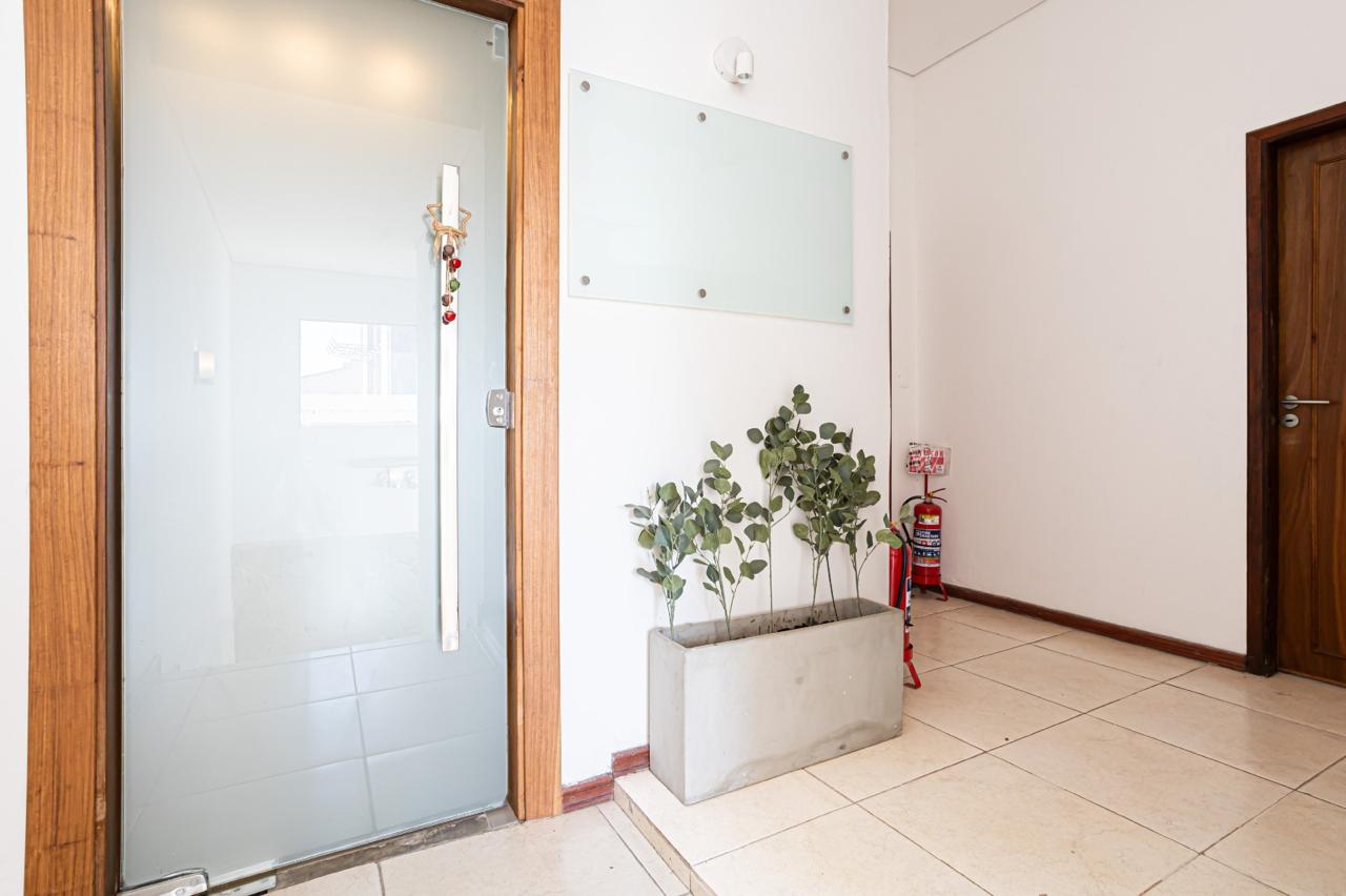 EN VENTA PROPIEDAD COMERCIAL RESIDENCIAL SOBRE SANTISIMA TRINIDAD — foto 3