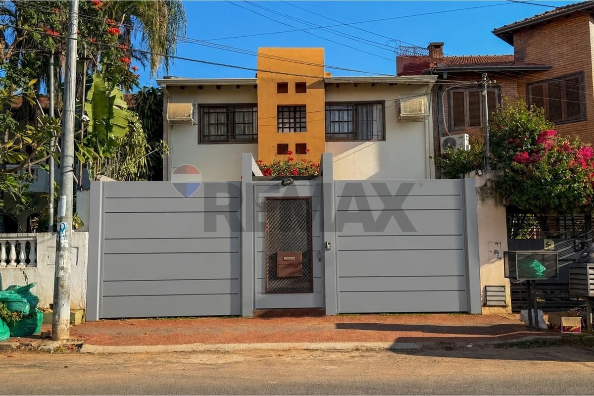 Casa en venta en Ycuá Satí