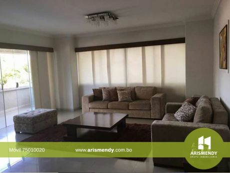Lujosa Casa En Alquiler