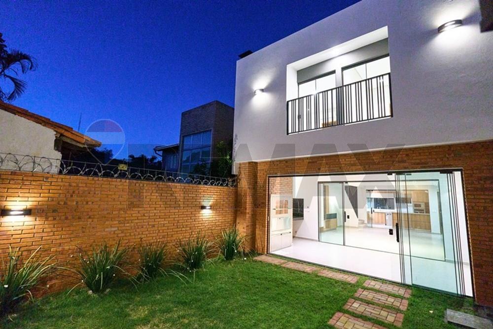 CASA PAREADA ZONA SHOPPING MARISCAL — Foto 2