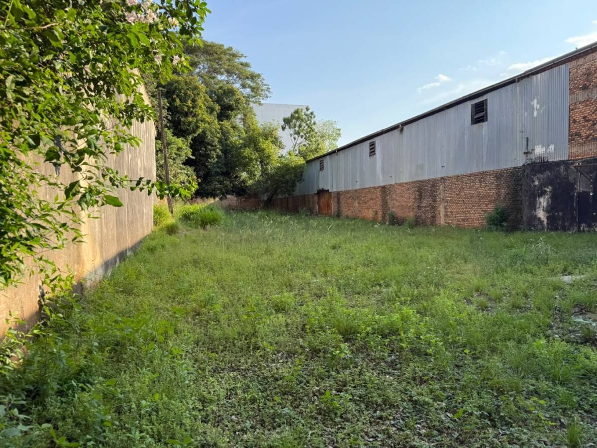 Terreno 860 m² en Eje Corporativo | Ycuá Satí - foto 1