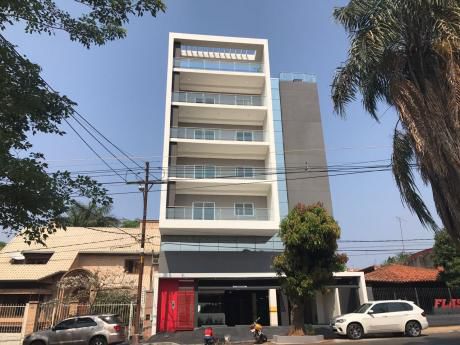 Departamento Amoblado En Barrio Seminario