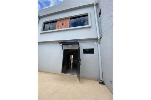 ALQUILO DUPLEX EN LUQUE — foto 2