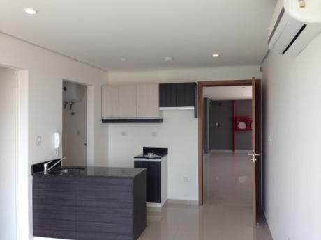 Alquilo Hermoso Departamento Nuevo, Cercanias Universidad Americana!!!