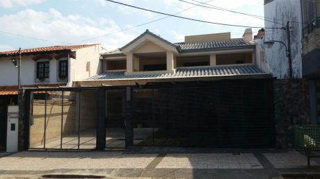 Alquilo Residencia Amoblada - 5 Suites - Prox. A W.t.C - Goethe