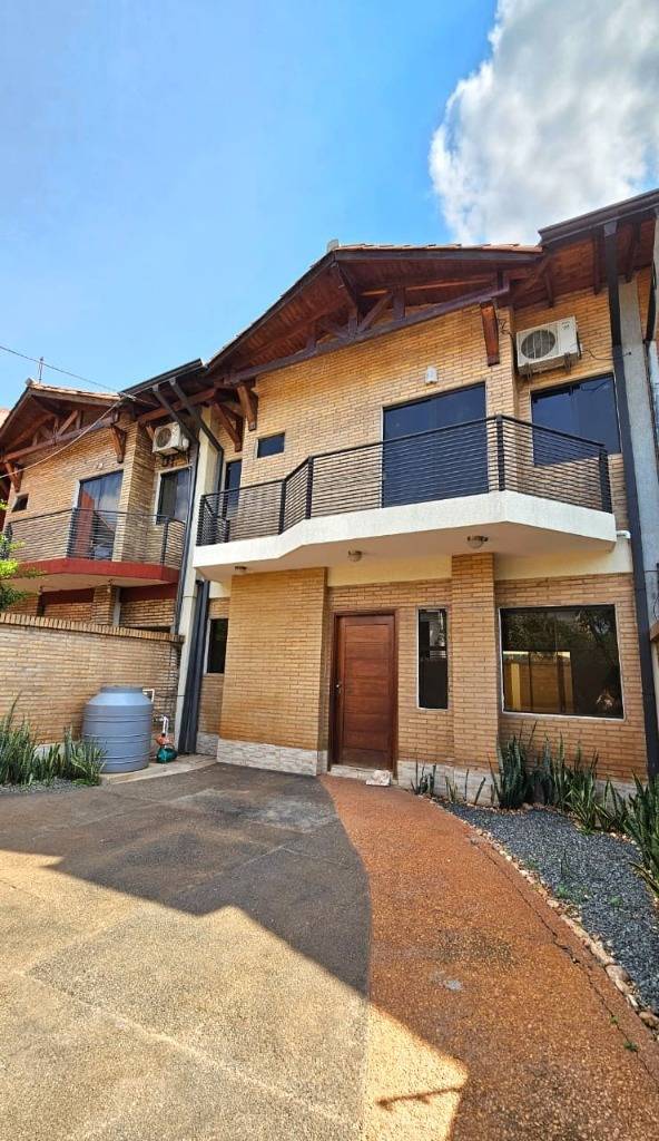 Alquilo Duplex en Luque Zona Conmebol — foto 2