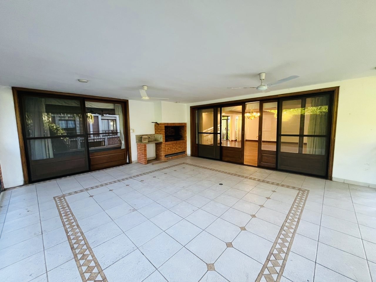 *ALQUILO AMPLIO DEPARTAMENTO DE 3 DORMITORIOS EN VILLA MORRA* — foto 3