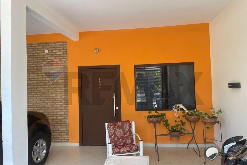 VENDO DUPLEX EN LAMBARE — foto 3