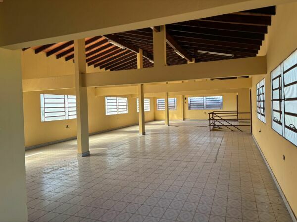 VENDO EDIFICIO CORPORATIVO EN BO. SAN VICENTE ASUNCIÓN — foto 2