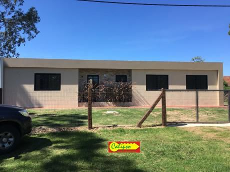 Casa - 2 Dormitorios - Atlantida - Inmobiliaria Calipso