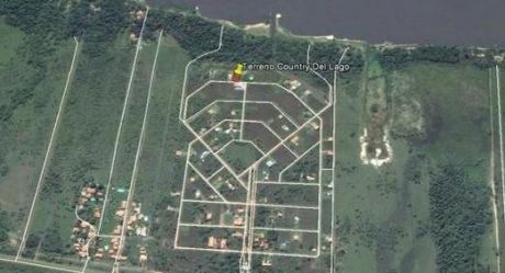 Terreno En Barrio Cerrado Costa Lago