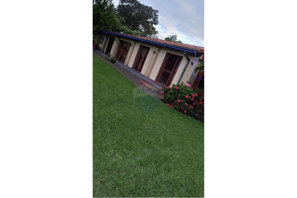 Tu Casa Quinta  Te Espera En Caazapa — foto 3