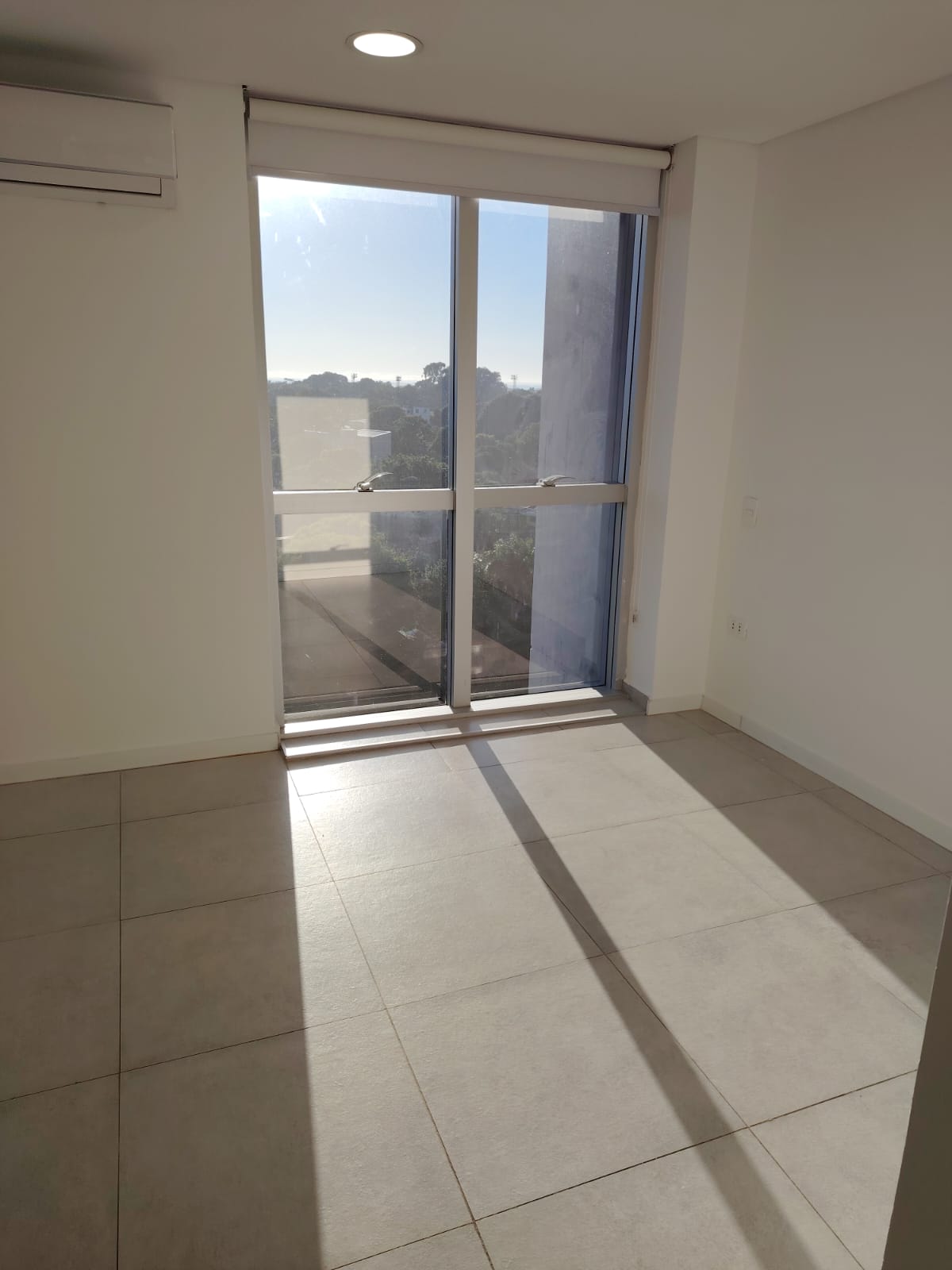 ALQUILER DE DEPARTAMENTO EN MOLAS LOPEZ — foto 2
