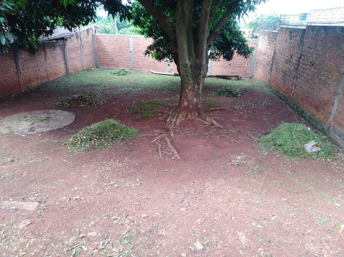 OPORTUNIDAD!!! EN VENTA terreno con tres salones comerciales — foto 2