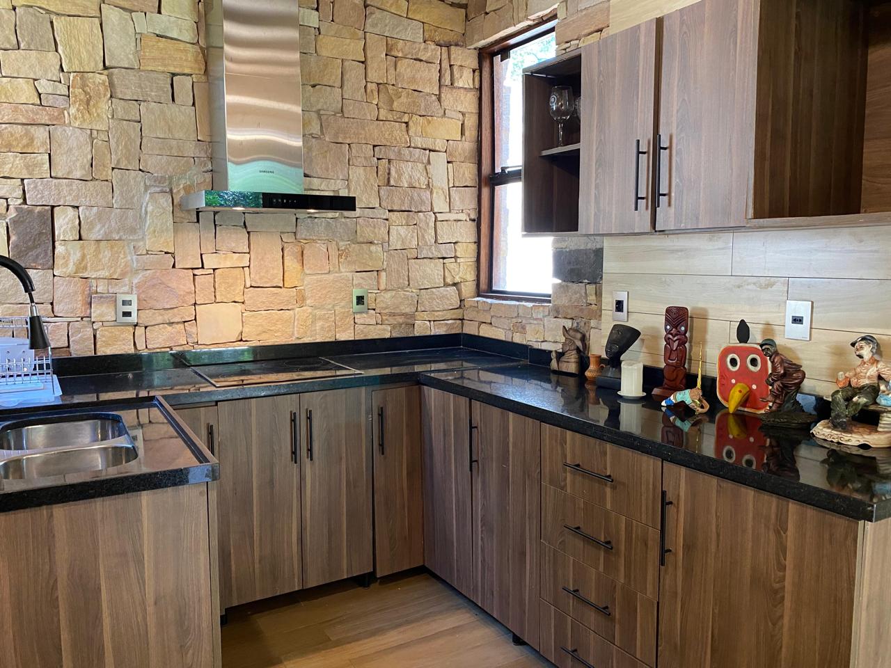 Vendo Casa de 4.238 M2 en San Bernardino, Zona Anfiteatro — foto 2