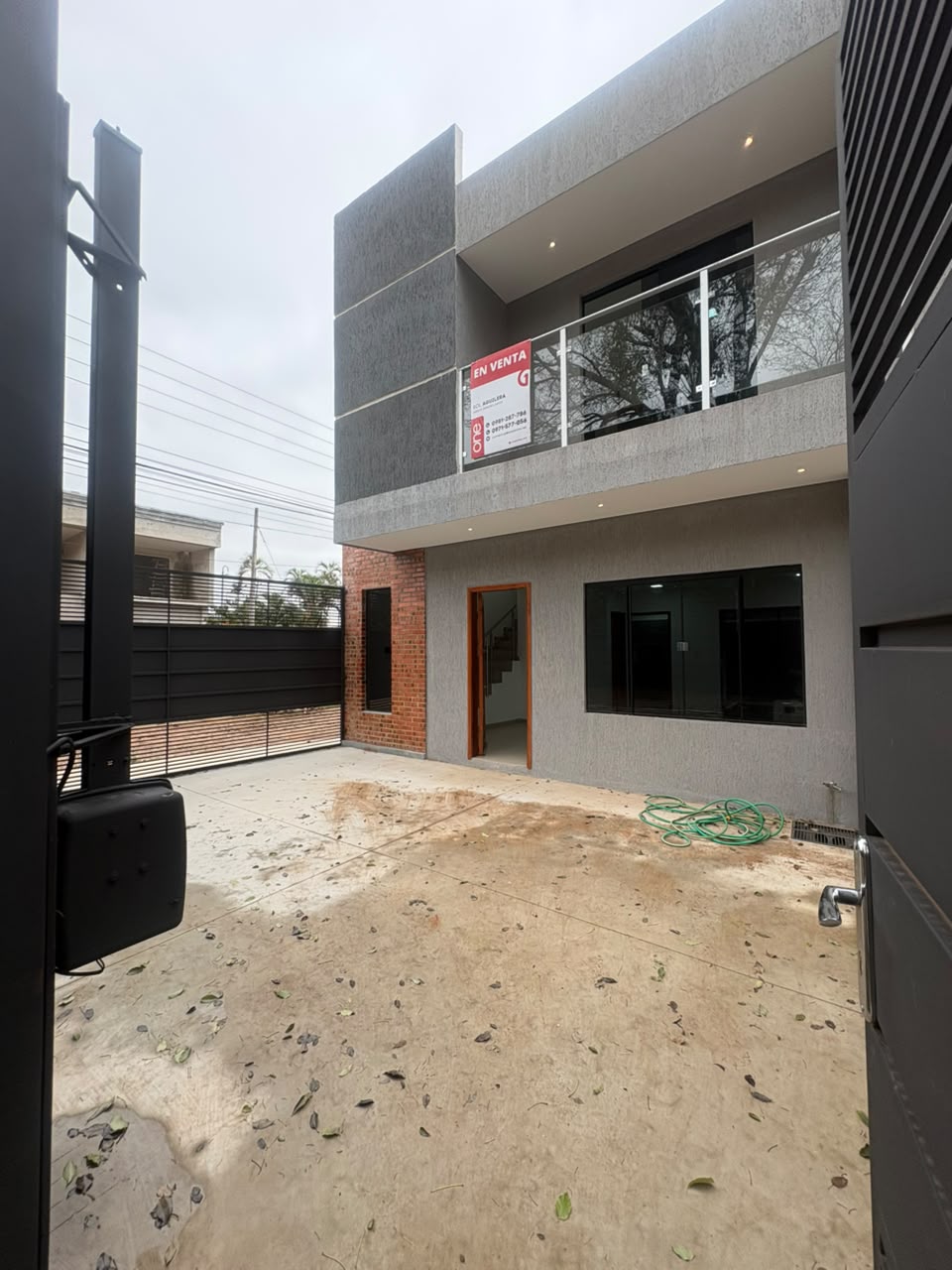 Duplex A Estrenar De 3 Dormitorios — Foto 3