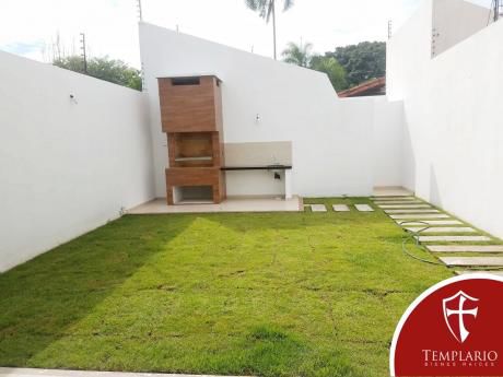 Av. Beni 8vo Anillo - Hermosa Casa - Venta: $us 114.000