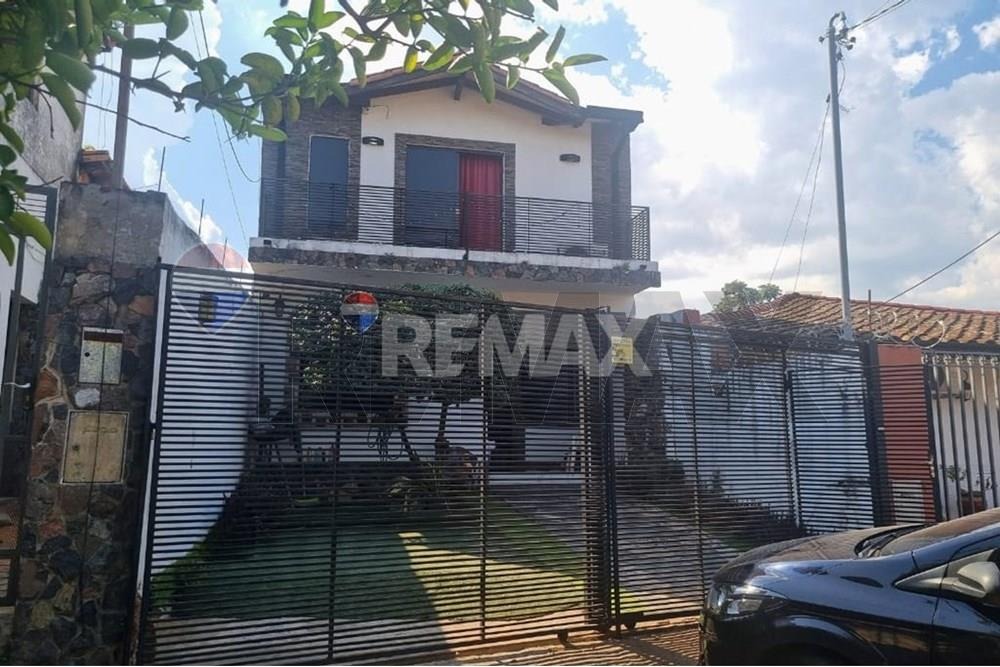Casa en alquiler en Tembetary