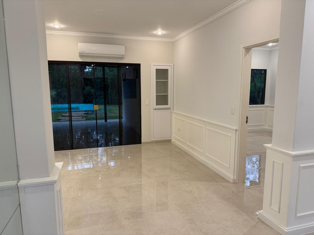 Alquilo Casa en Surubi’i | 3 Suites, Piscina y Quincho — foto 2