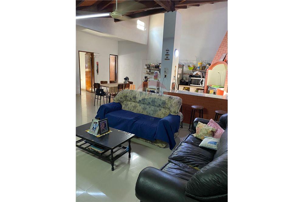 Casa - Venta - Villa Elisa, Paraguay — foto 2