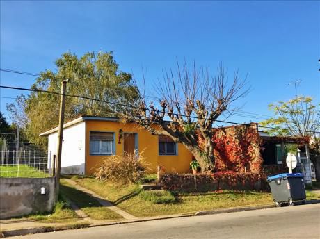 Casa En Luis A. De Herrera | Gran Potencial, Terreno Alto