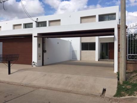 Hermosa Casa En Venta