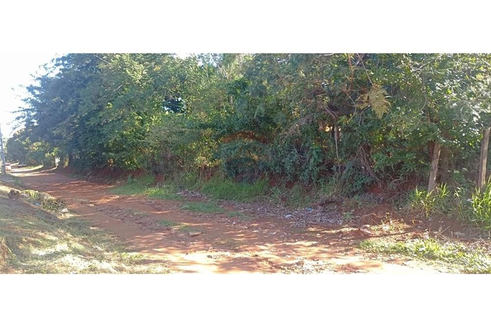 VENDO AMPLIO TERRENO EN MARAMBURE LUQUE — foto 3