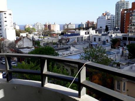 Impecable Y Soleado 2 Dormitorios, 2 Baños, Losa, Gge, Vigilancia