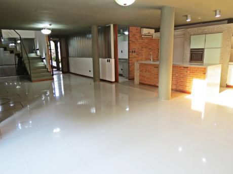 Alquilo Casa En Condominio Zona Colegio Del Sol