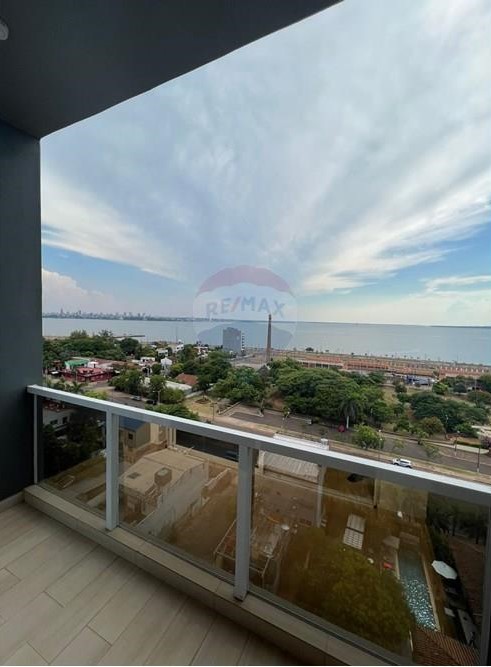 Vendo Dpto. en Encarnación con Piscina y Balcón ! — foto 3