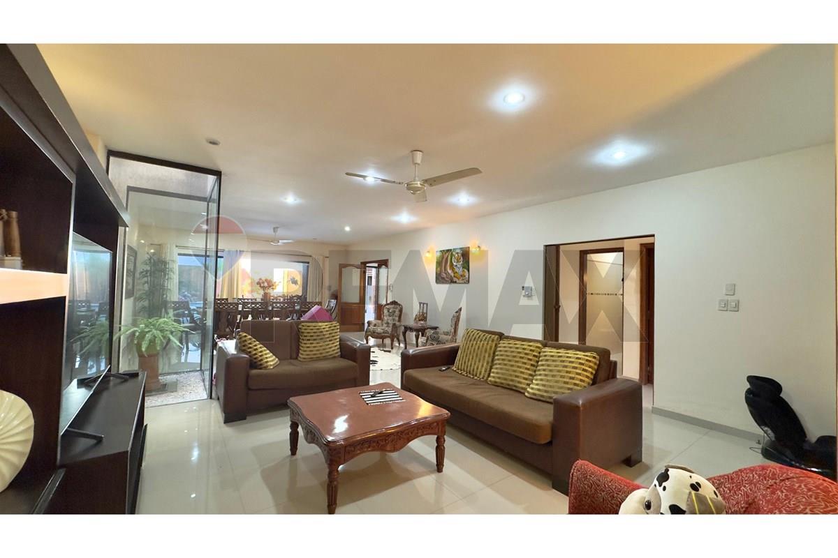 EXCLUSIVA RESIDENCIA EN VENTA | BARRIO PINOZÁ – ASUNCIÓN — foto 3