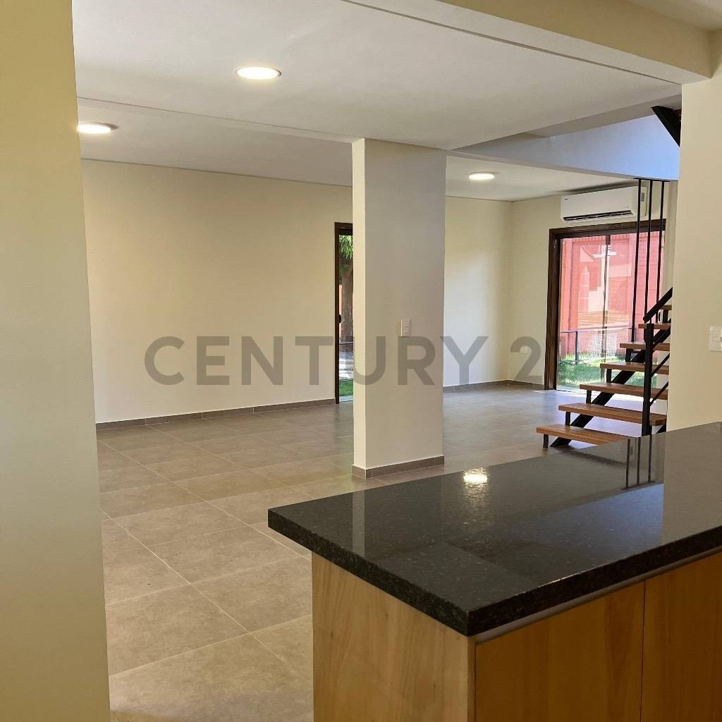 ALQUILO CASA A ESTRENAR EN CONDOMINIO VILLAGGIO FERNANDO DE LA MORA — foto 3