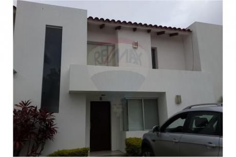 Hermosa Casa En Alquiler - Condominio Costa Blanca I
