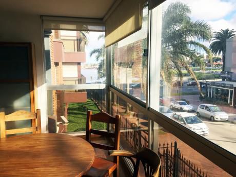 Venta Puertito De Buceo, 2 Dormitorios Con Gran Patio, Garaje