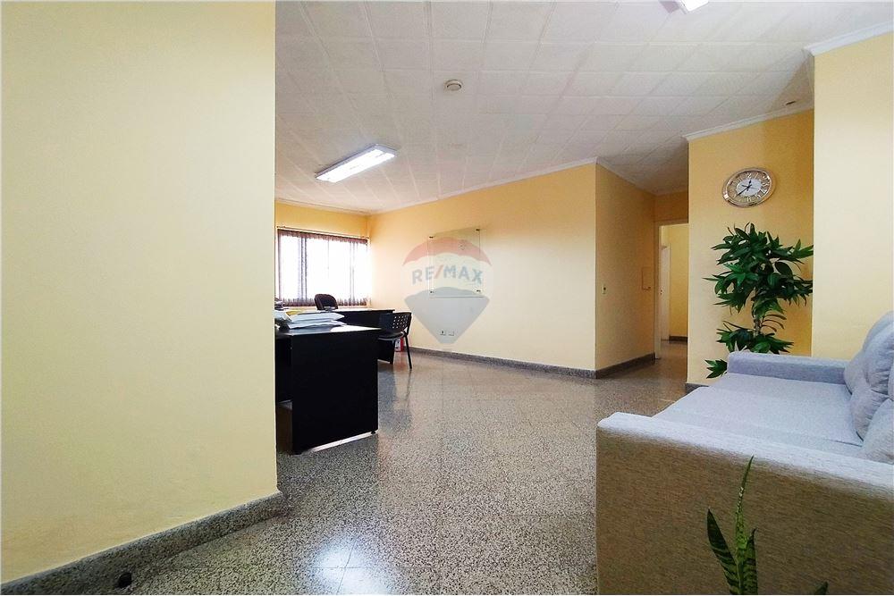 Edificio - Venta - La Encarnación, Paraguay — foto 2