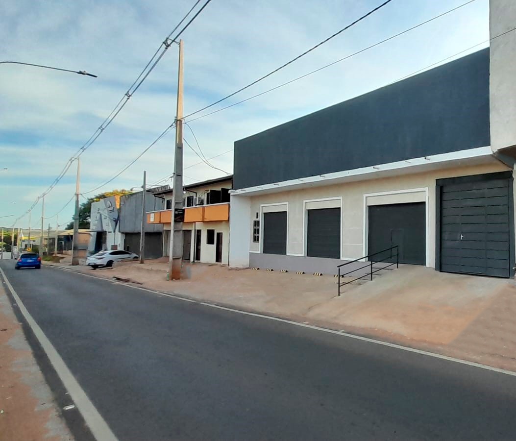 Vendo Salón Comercial en Villa Elisa | 640 m² | Gs. 1.100.000.000 — foto 2
