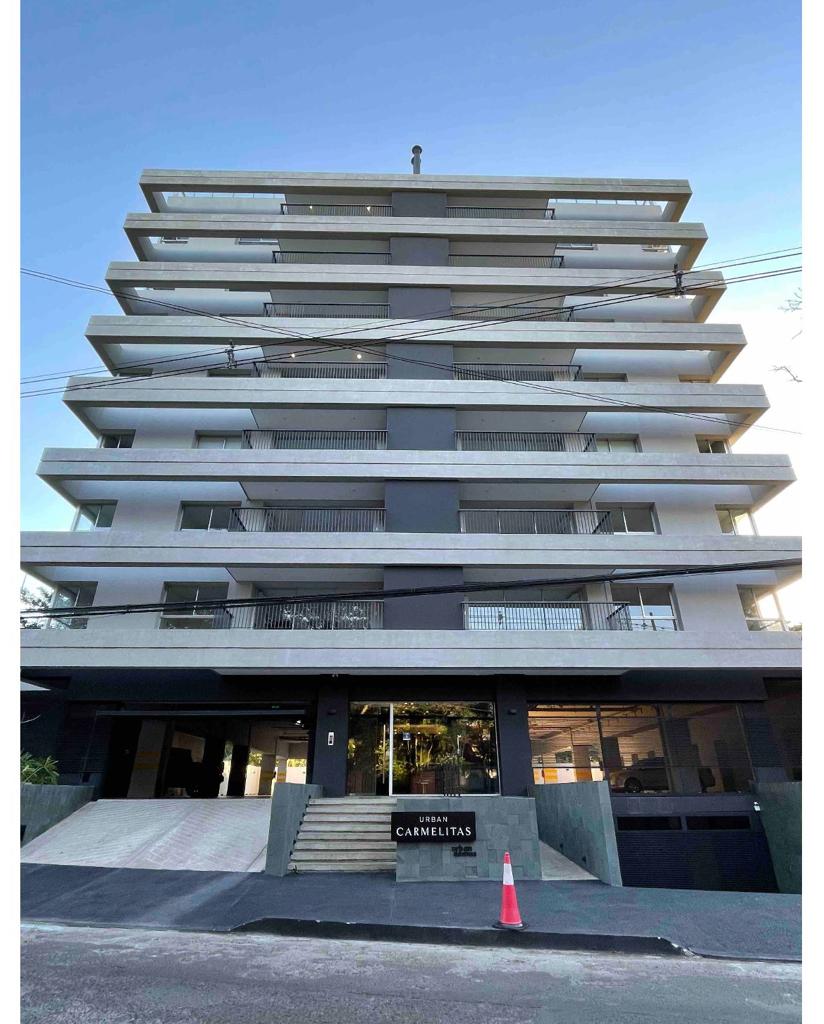 Vendo Departamento De 2 Dormitorios Con Renta En Urban Carmelitas — foto 2