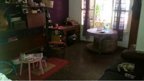 Sobre Avenida Giannattasio,casa, Apartamento Y Negocio