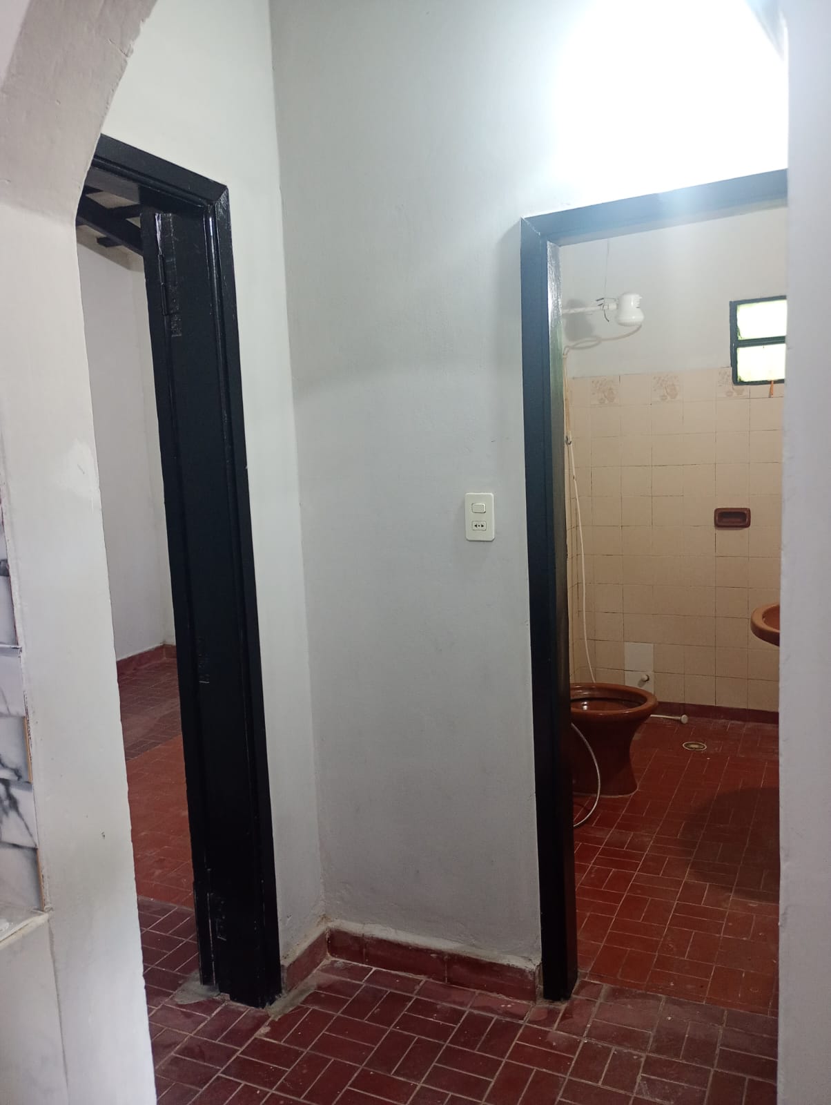 ALQUILO 2 CASAS INDEPENDIENTES EN LAMBARE — foto 3