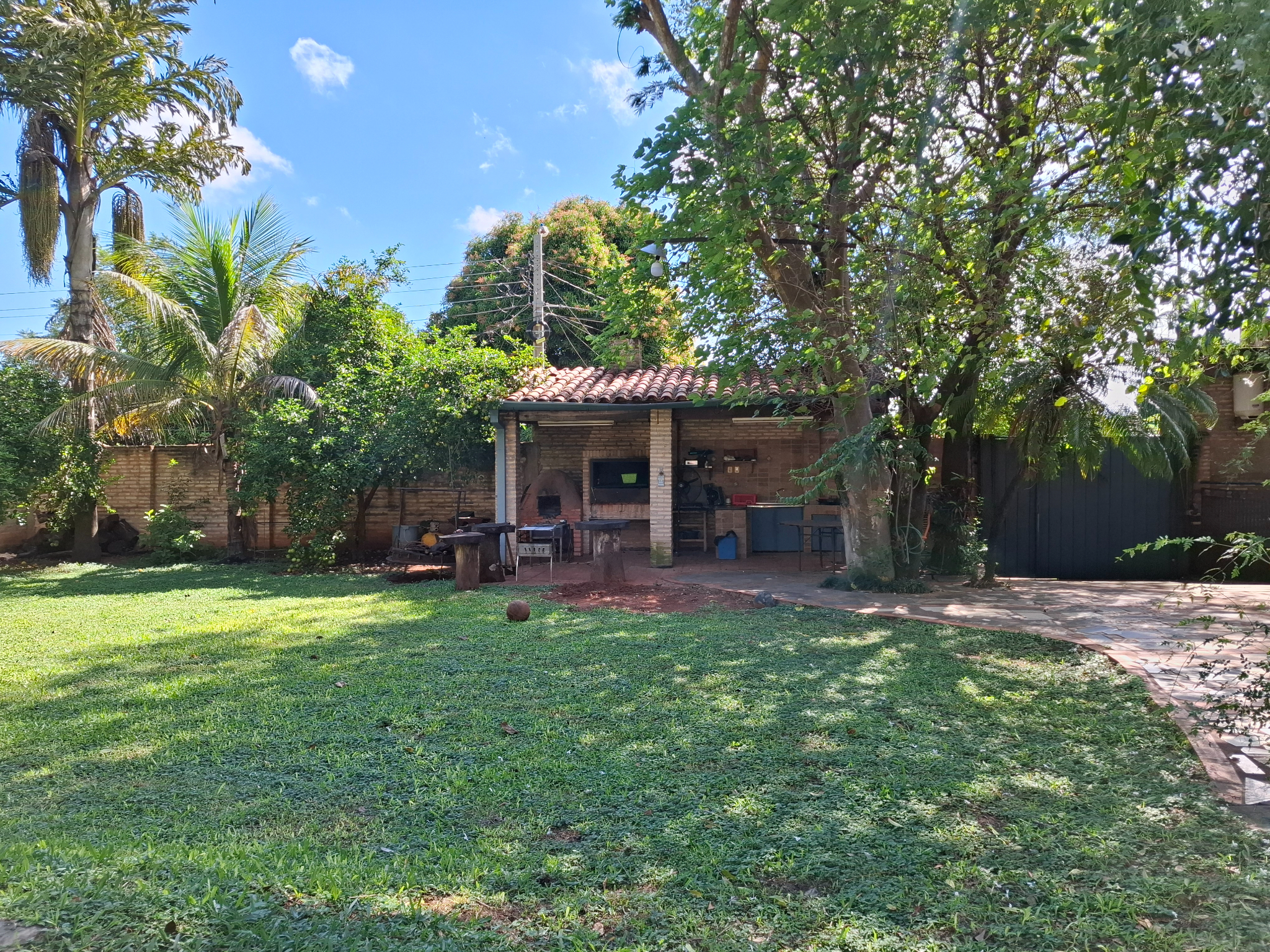 VENDO CASA QUINTA EN SAN LORENZO — foto 2