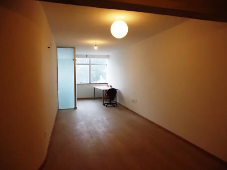 Apartamento De 48m2, De 1 Dormitorio, PròX. A Terminal Tres Cruces. A Estrenar