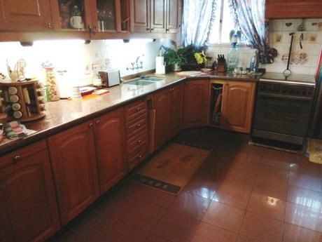 Excelente Casa A Metros De Gral Flores